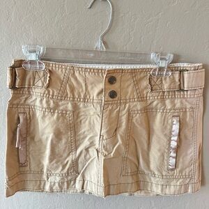 Vintage Y2K Abercrombie & Fitch Women's Cargo Skirt in Khaki
